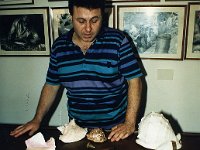 1989070272